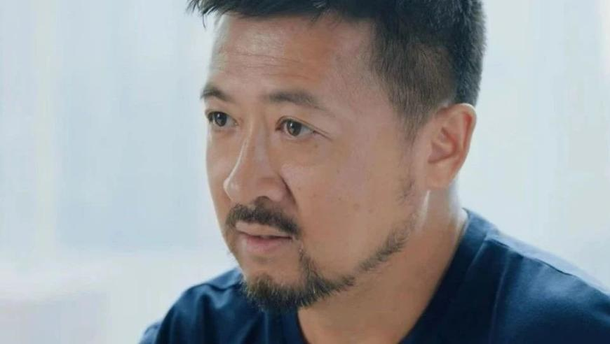 香港今期开奖结果查询软件,车压积雪溅路人一身泥交警出手了,展开计划实施_社交版V5.31