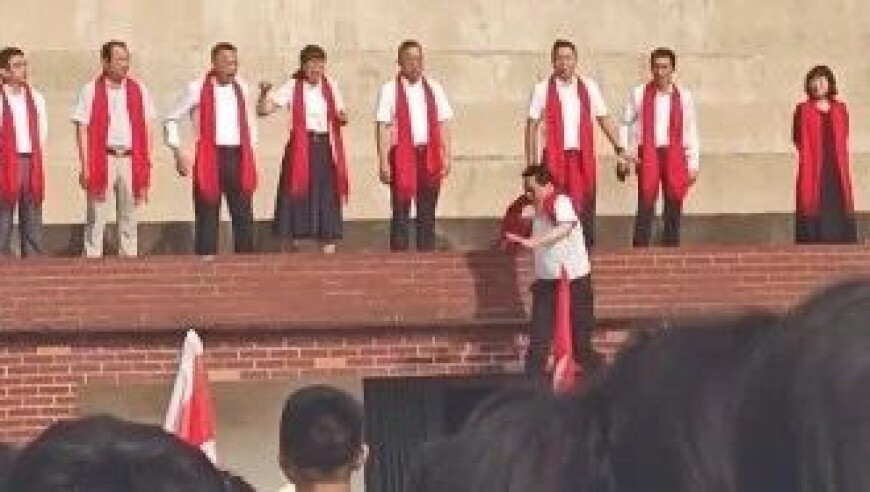 鹿童坐骑上的刺绣是一笔笔画的,澳门118开奖免费资料软件介绍,广泛的解释落实方法分析_增强版V15.61